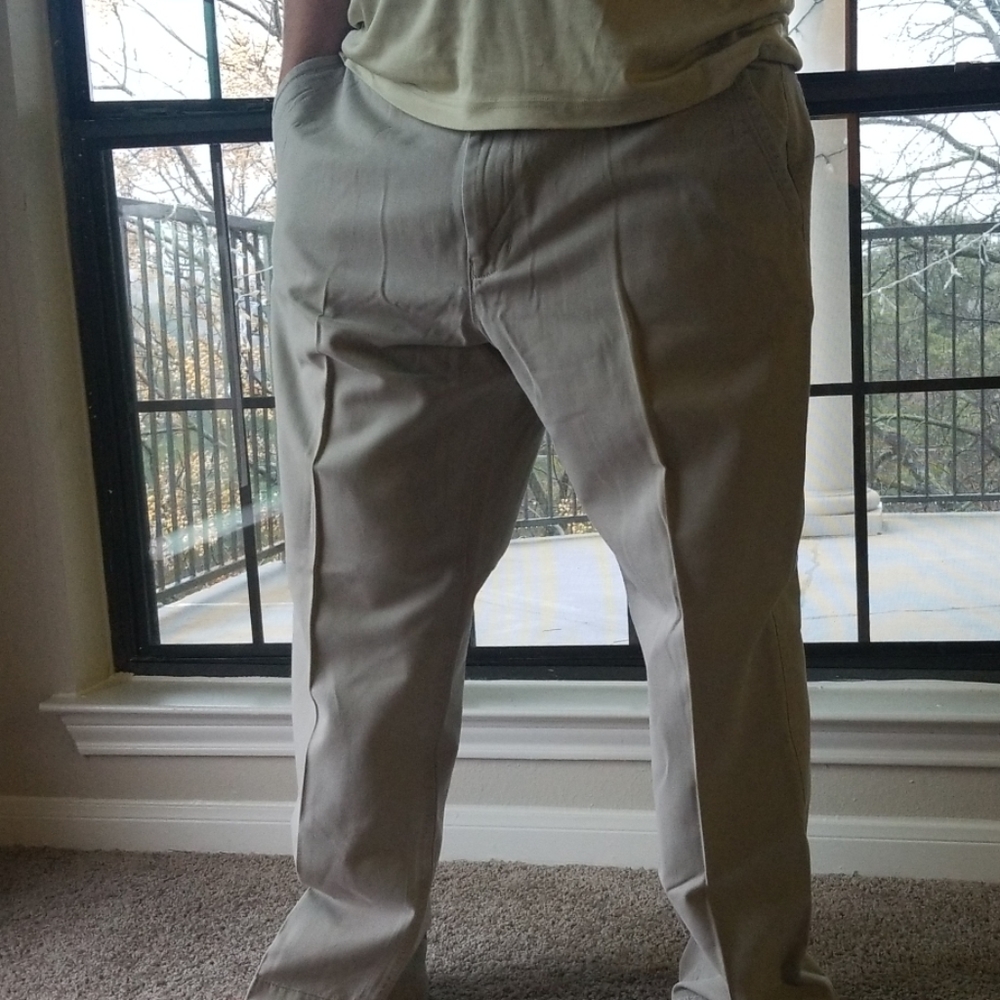 Men's American Eagle Khaki Pants 40x32